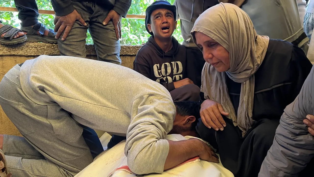 Israel mata quatro palestinianos na mais recente vaga de violações do cessar-fogo