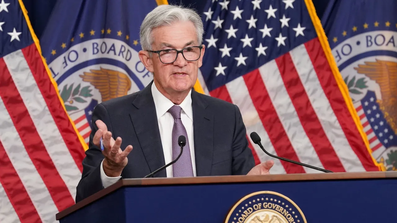 "بضغوط من ترمب".. العدل الأمريكية تفتح تحقيقاً جنائياً مع رئيس الاحتياطي الفيدرالي