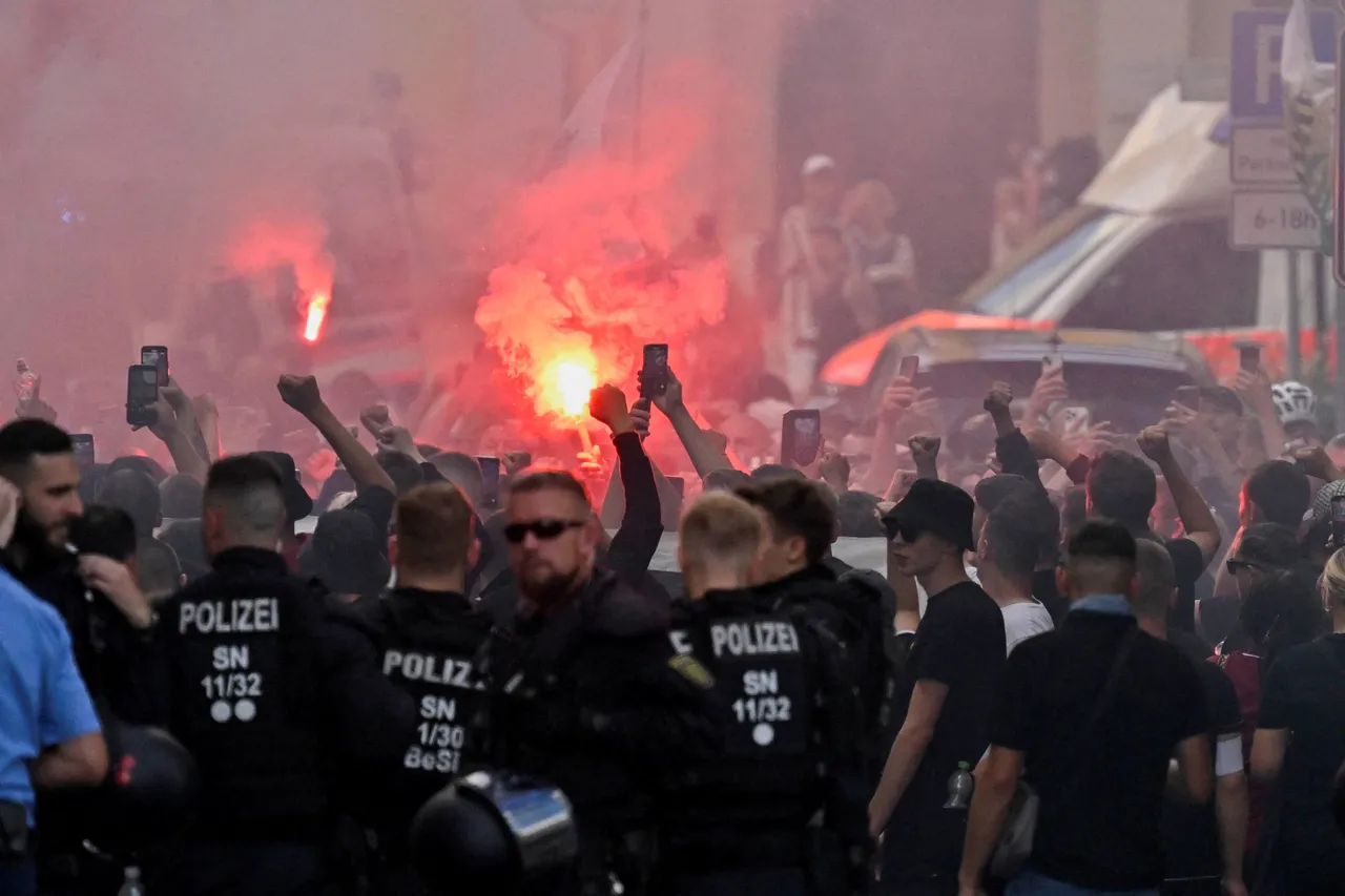 Germany sounds alarm over far-right youth radicalisation online