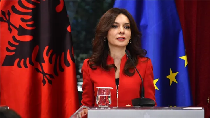 Spiropali dënon sulmet e fundit në Ukrainë, paralajmëron vizitë në Kiev