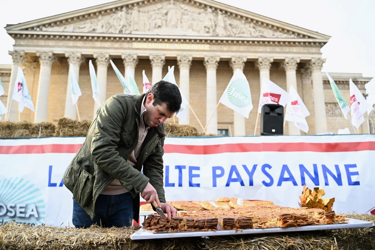 "Révolte" agricole : des centaines de tracteurs devant l'Assemblée