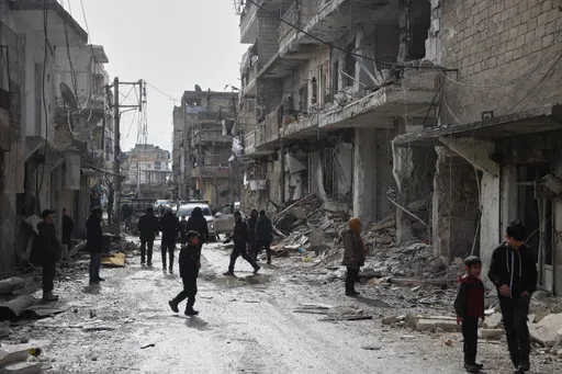 "YPG" الإرهابي يجنّد مطلوبين وفلولاً لشن هجمات.. وتحذير من غرق 8 آلاف هكتار بريف حلب نتيجة اعتداءاته