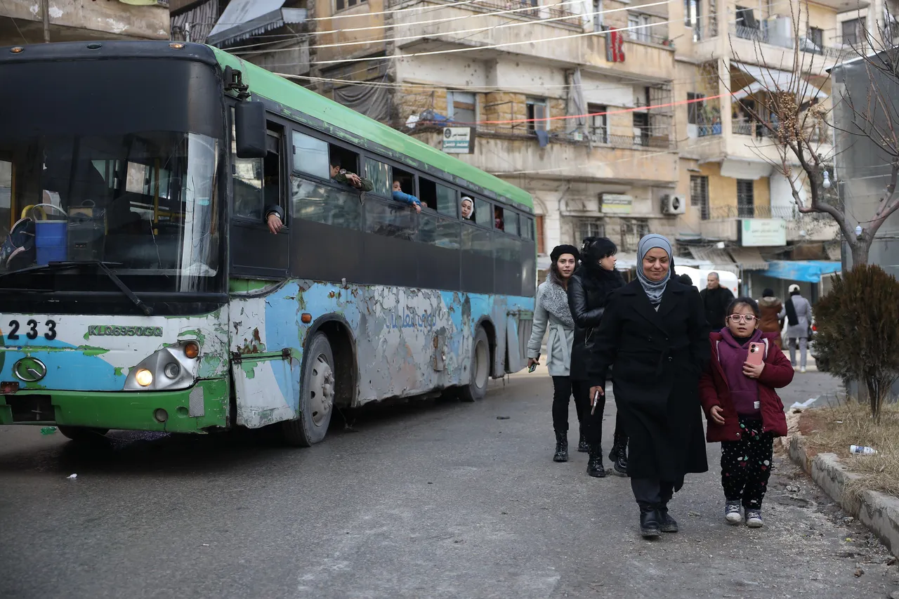 تنظيم YPG الإرهابي يستهدف نقاطاً للجيش ومنازل مدنيين شرق حلب بطائرات مسيّرة