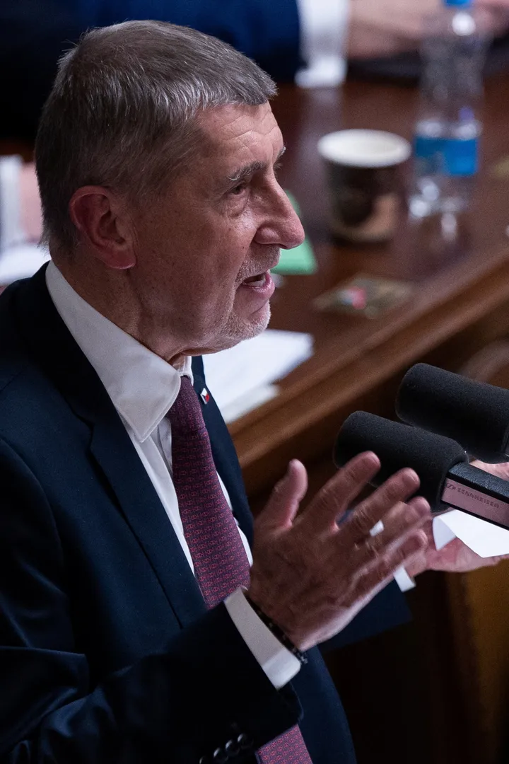 Чешката влада размислува за забрана на социјалните медиуми за деца под 15 години