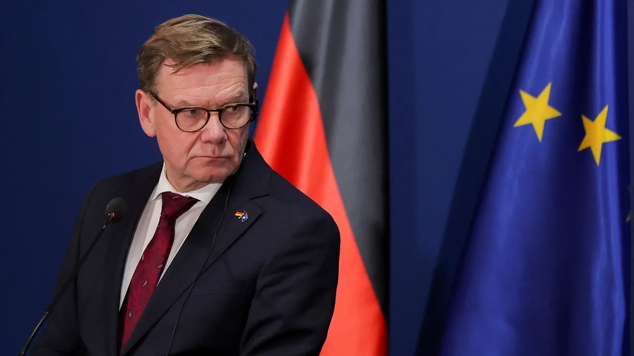 ألمانيا تدعو لتكاتف الناتو وترفض طموحات ترمب لضم غرينلاند