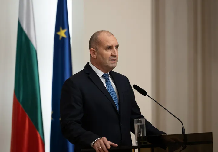 Бугарија сѐ поблиску до предвремени избори: И коалицијата ПП-ДБ го врати мандатот за состав на Влада