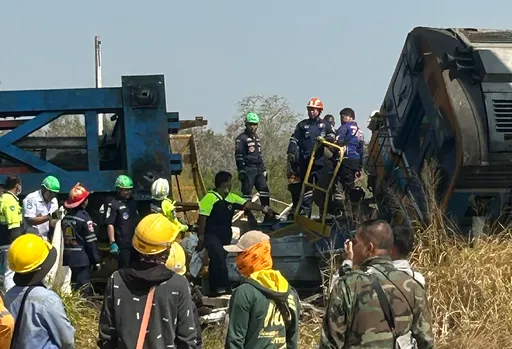 Setidaknya 25 orang tewas saat crane runtuh, sebabkan kereta api tergelincir di Thailand: polisi