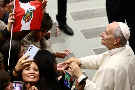 Медиуми: Папата Лав XIV одбил аудиенција со Макрон