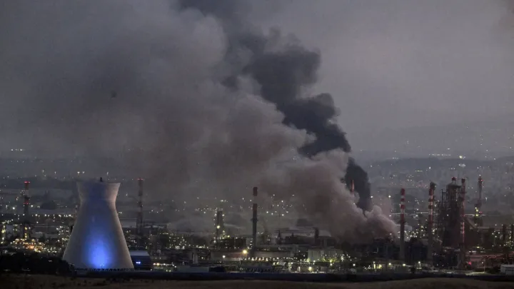 إعلام عبري: تقديرات بهجوم أمريكي محتمل على إيران من دون ردٍّ صاروخي فوري على إسرائيل