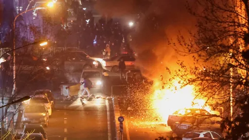 Число жертв протестов в Иране растет