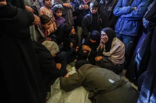 "1244 خرقاً منذ سريان الهدنة".. قصف إسرائيلي جديد على غزة وسط خروقات متواصلة لاتفاق وقف إطلاق النار