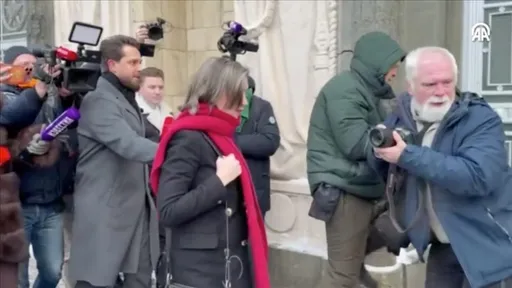 Rusia dëbon diplomatin britanik të akuzuar për lidhje me shërbimet e inteligjencës