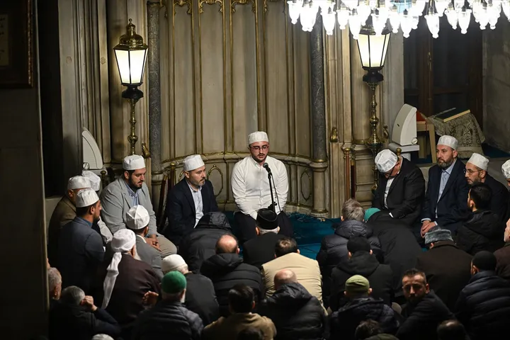 مساجد تركيا تحيي ليلة الإسراء والمعراج والرئيس أردوغان يهنئ العالم الإسلامي