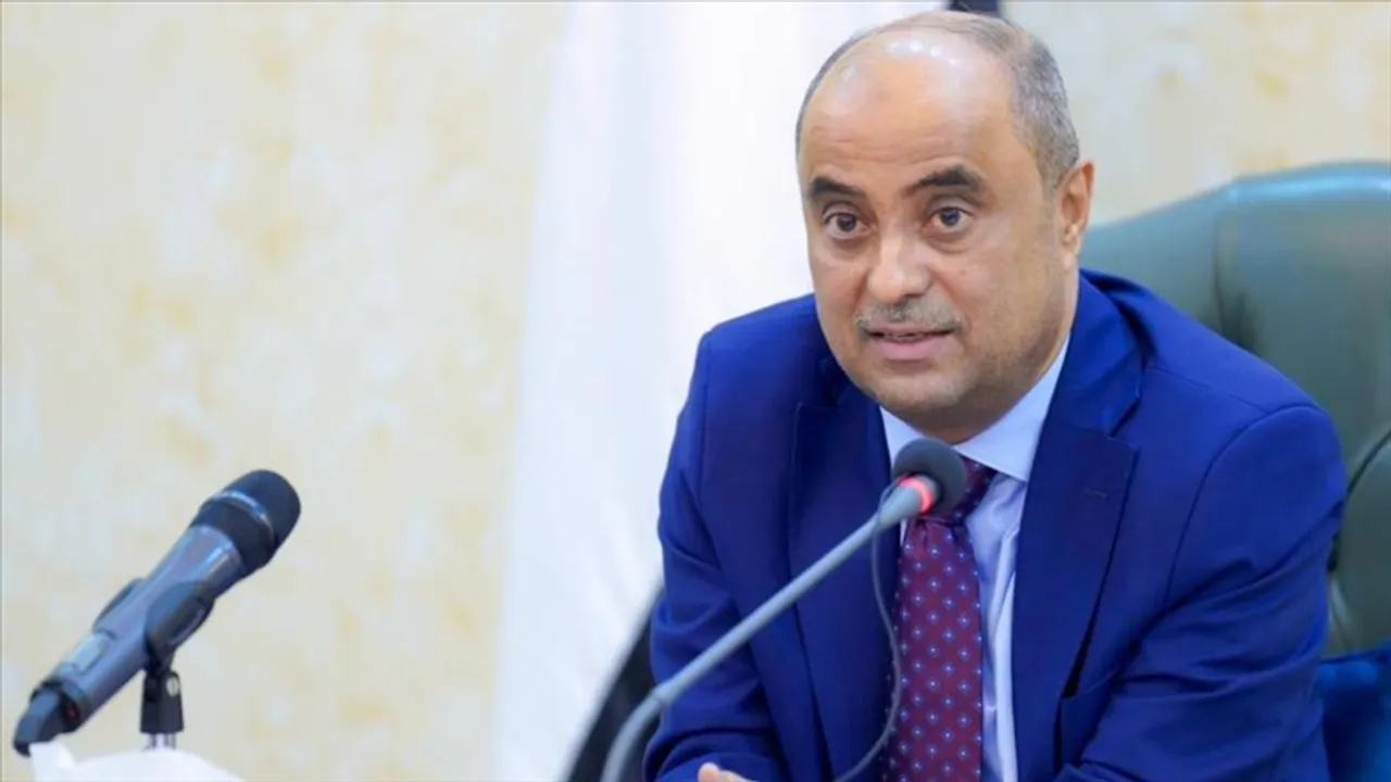 رئيس الوزراء اليمني يقدّم استقالته وتعيين عضوين جديدين بمجلس القيادة الرئاسي