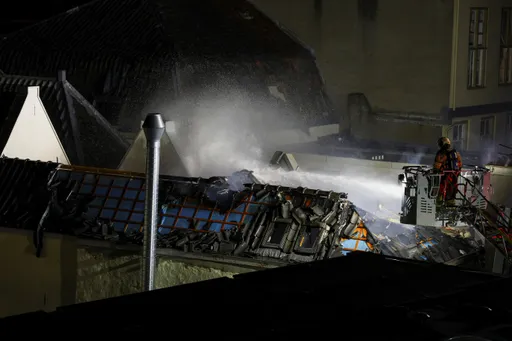 Vier gewonden en enorme ravage na zware explosie en brand in centrum Utrecht