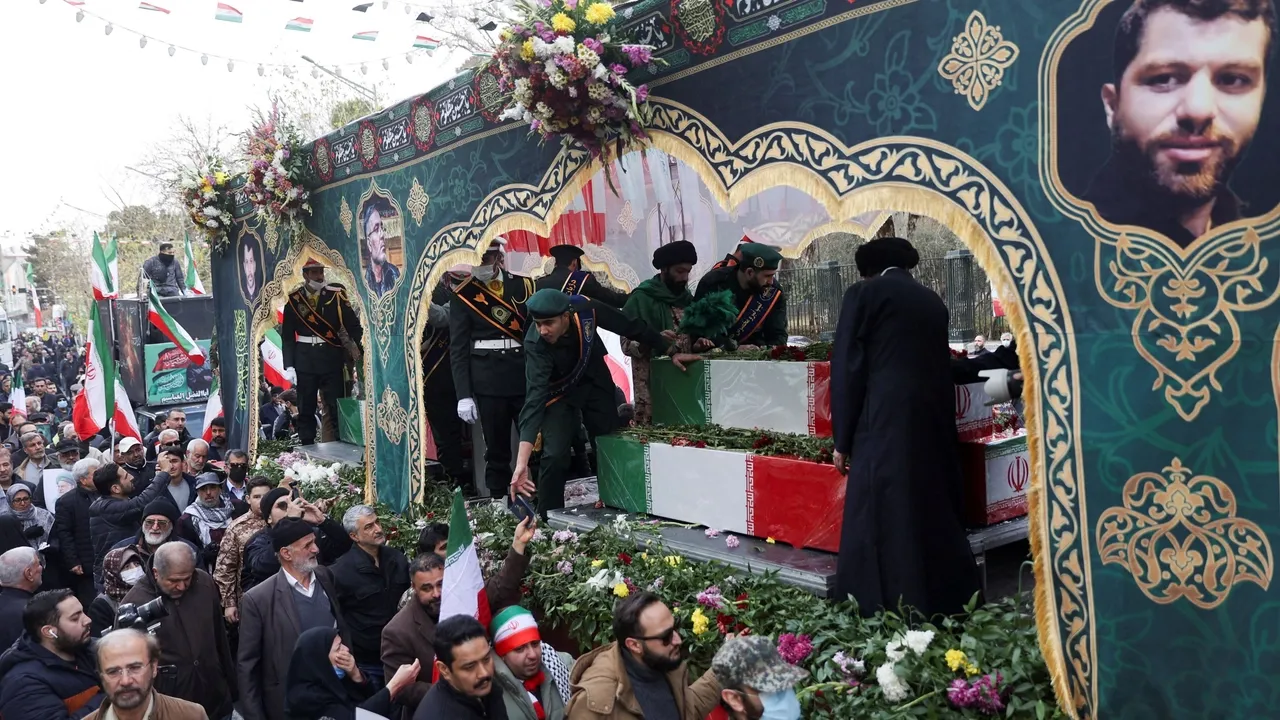 Avropa ölkələri İrandakı vətəndaşlarını ölkəni tərk etməyə çağırır