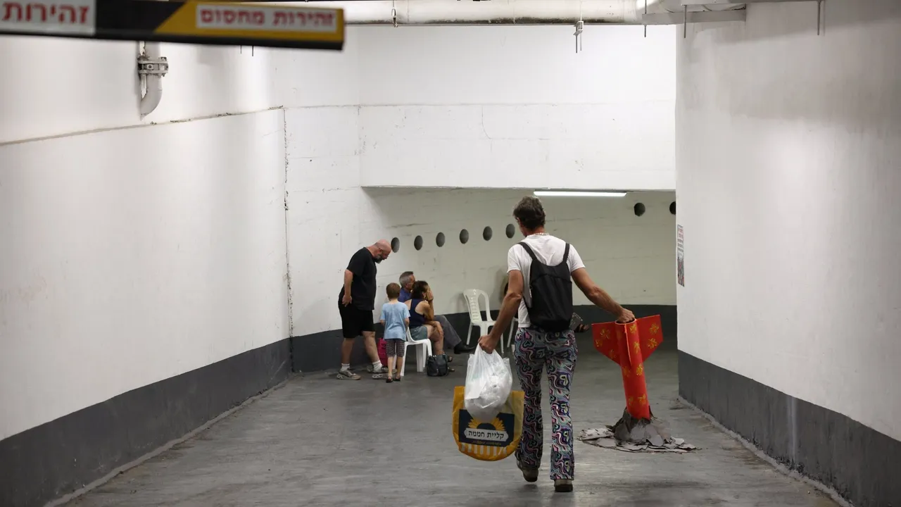 بازگشایی پناهگاه‌های عمومی در اسرائیل در پی تشدید تنش‌های منطقه‌ای