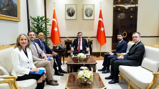 Cevdet Yılmaz ABŞ nümayəndəsi Tom Barrakı Ankarada qəbul edib