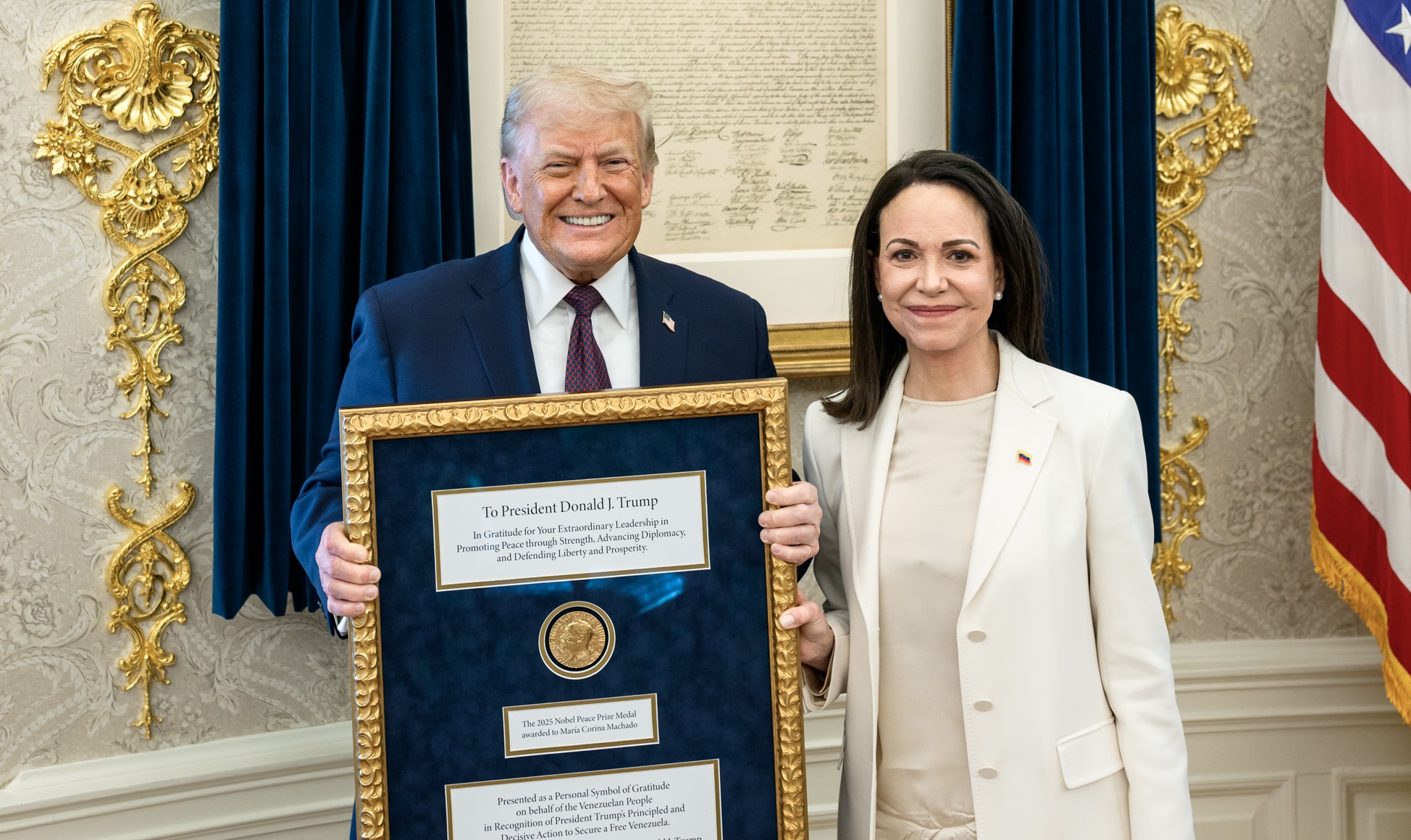 Venecuelanska opozicionarka Machado uručila Trumpu svoju Nobelovu nagradu za mir