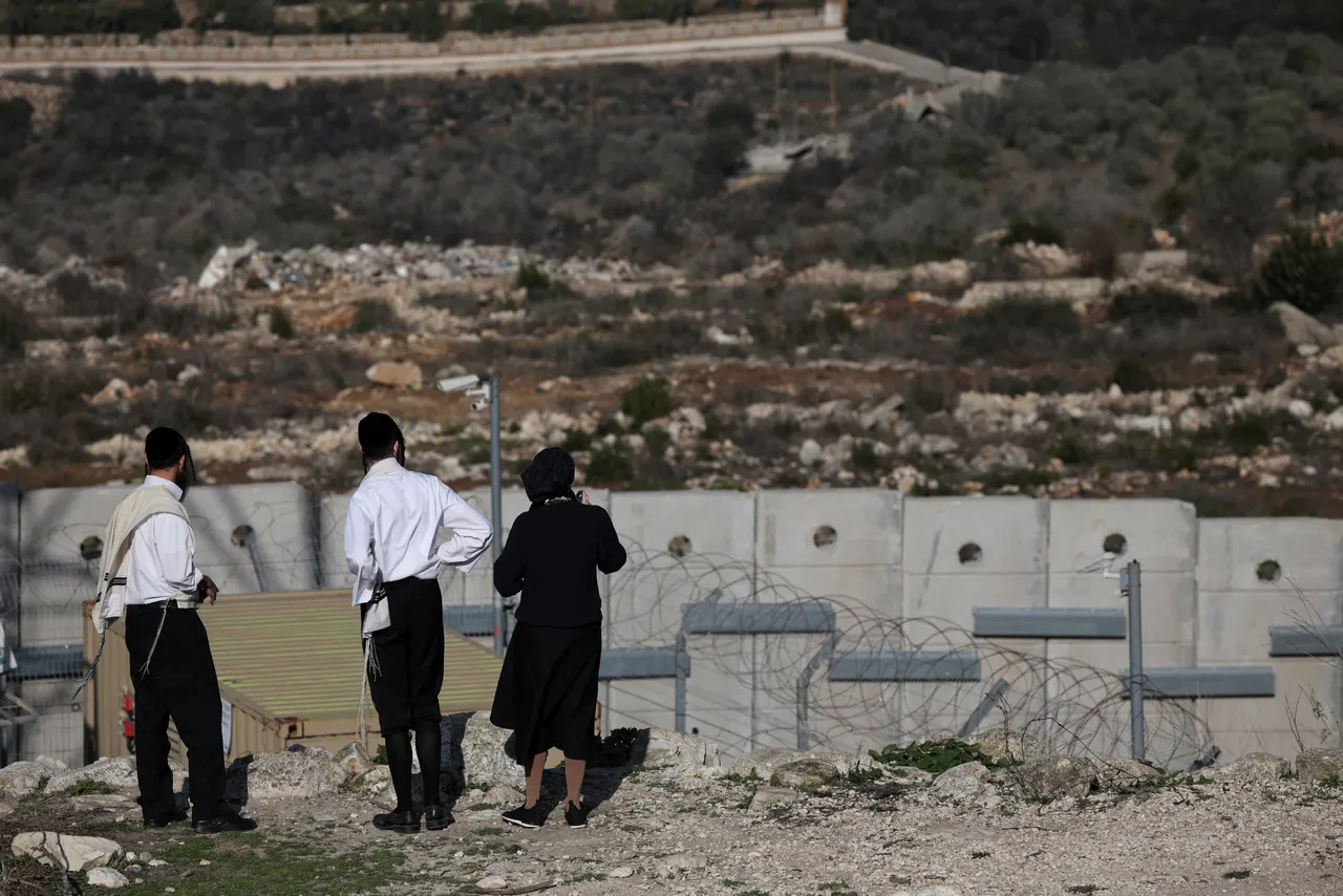 Israeli strikes kill two in southern Lebanon in latest ceasefire violation