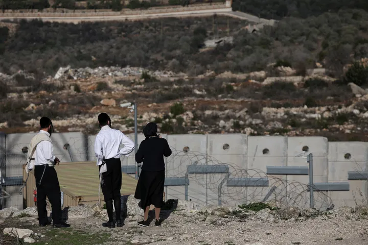 Israeli strikes kill two in southern Lebanon in latest ceasefire violation