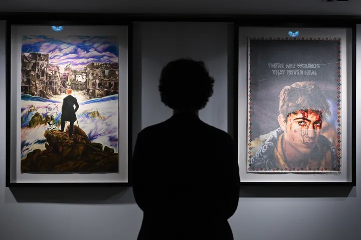 Turkish artist's exhibition in London blends art, Darwish's poetry to reflect Gaza's story