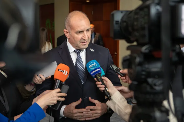 И трета партија му го врати мандатот на Радев- Бугарија оди на нови предвремени избори