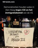 Demonstranten houden solidariteitswake in Den Haag tegen ICE en het immigratiebeleid van de VS