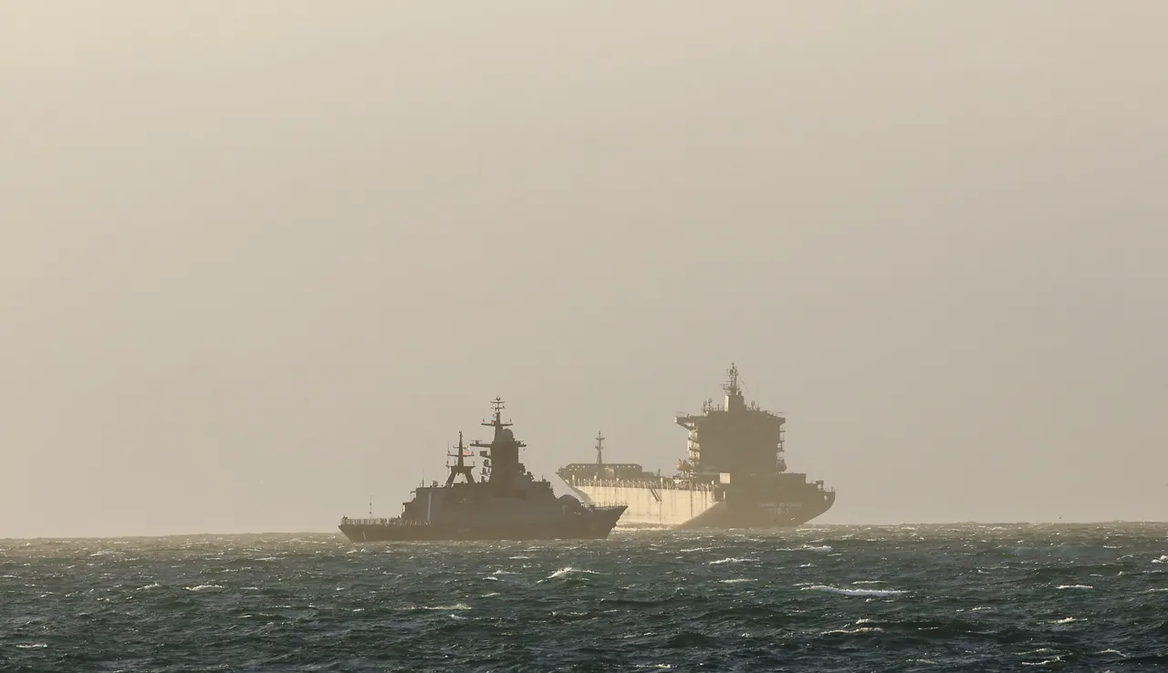 چین له ټولو خواوو څخه وغوښتل چې په هرمز تنګي کې په کښتیو 'سمدلاسه' بریدونه ودروي