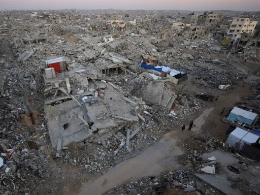 Chefe da administração de Gaza defende a criação do fundo de reconstrução apoiado pelo Banco Mundial