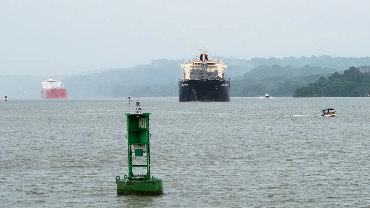 В Италии арестовали судно с российским металлом