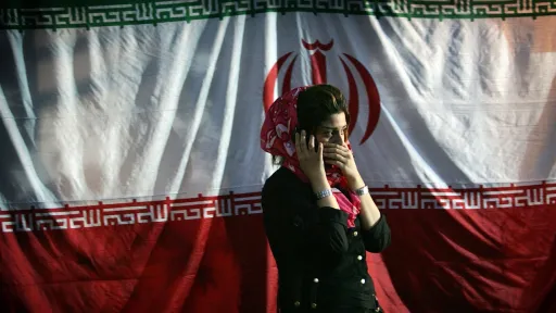 آغاز روند لغو مرحله‌ای محدودیت‌های اینترنت و ارتباطات در ایران