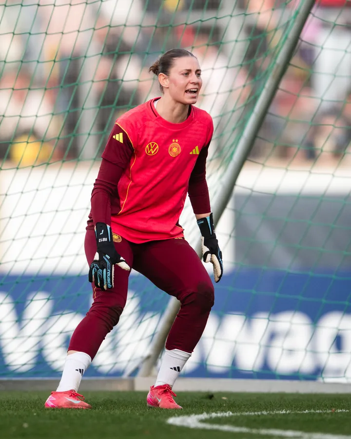 Diskriminierende Aussage: FA sperrt deutsche Torhüterin