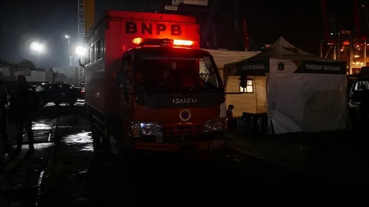 Indonezia gjen mbetjet e aeroplanit të zhdukur me 11 persona