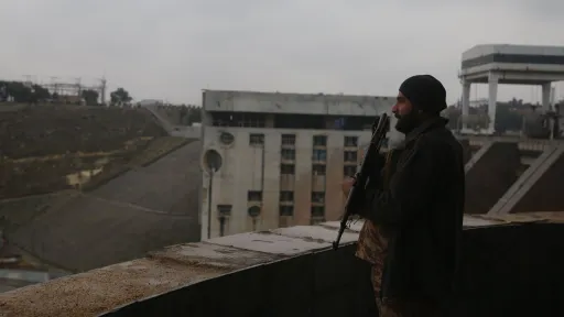 Террористов YPG вытесняют из Дейр-эз-Зора