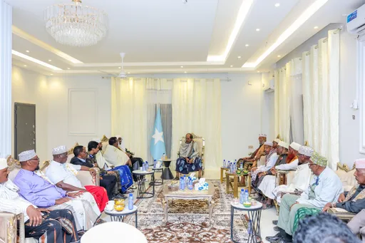 MW Xasan Sheekh oo cuqaasha Puntland kala dardaarmay ilaalinta midnimada; lana kulmay Boqor Burhaan