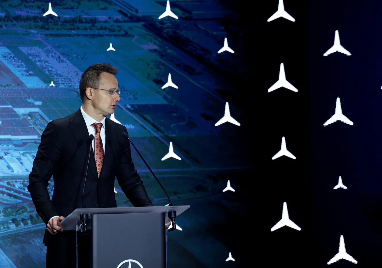 Szijjarto iz Bangkoka: Rat u Ukrajini nema vojno rješenje, EU novac samo produžava sukob