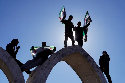 Syria takes over areas from YPG terrorists in line with ceasefire deal