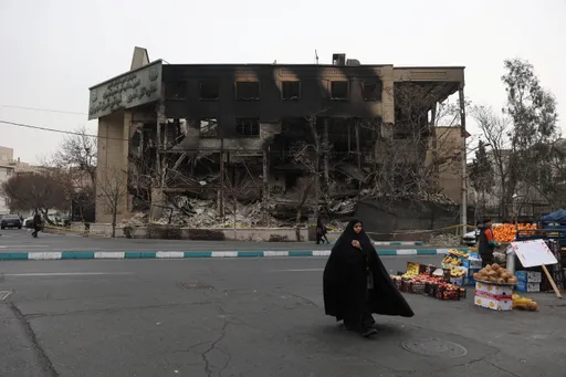 د ایران په لاریونونو کې د وژل شویو کسانو شمېر ۴۰۰۰  تنو ته واوښته