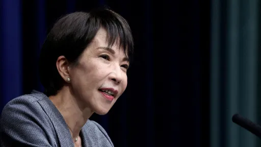 A japán miniszterelnök előrehozott választásokat kezdeményez erősebb felhatalmazásért