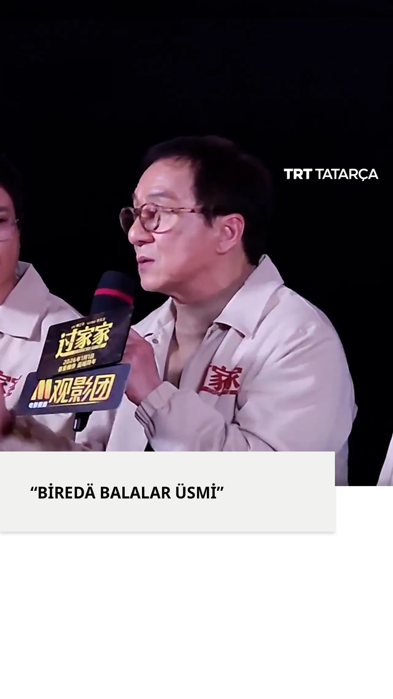 Djeki Çan: “Biredä balalar üsmi”