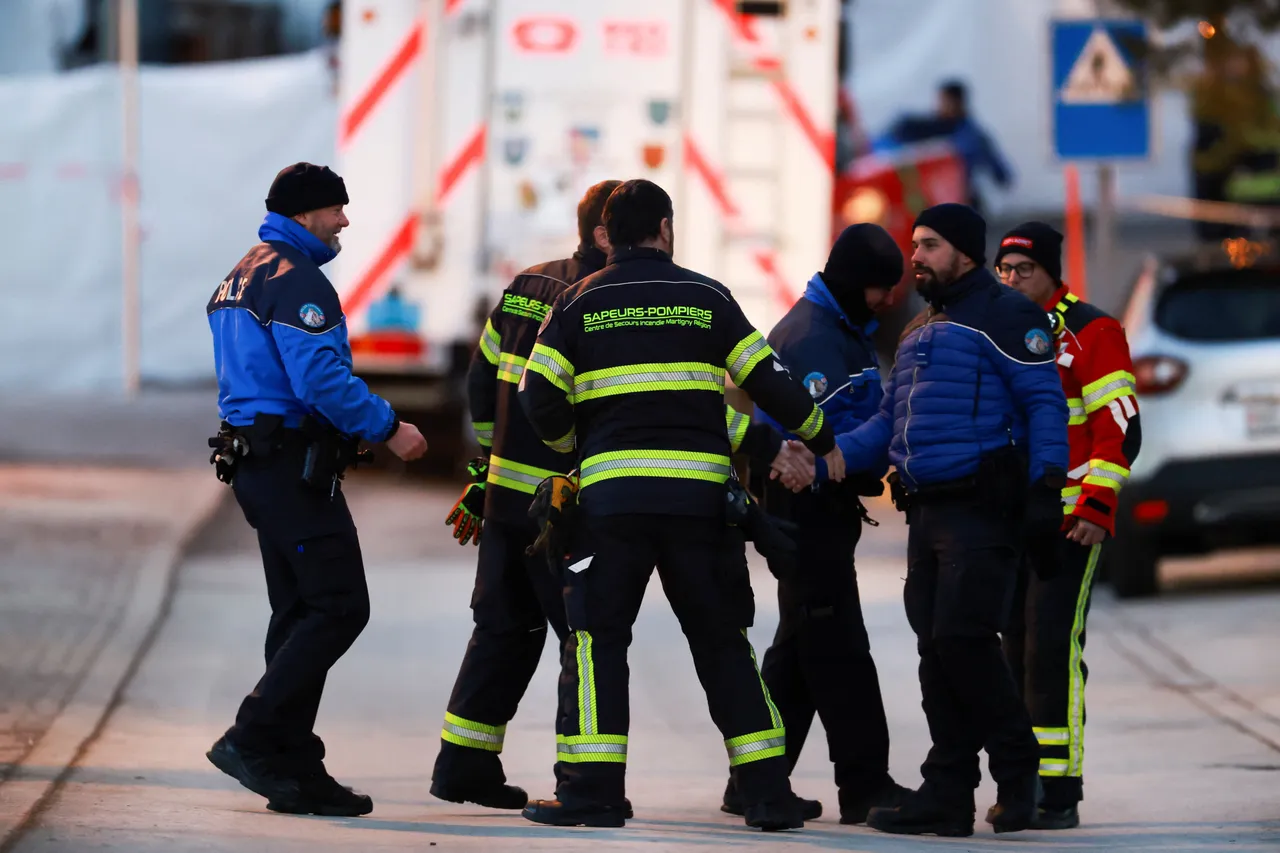 Dodelijk en onrustig Oud en Nieuw in Europa: Tientallen doden en geweld tegen hulpverleners