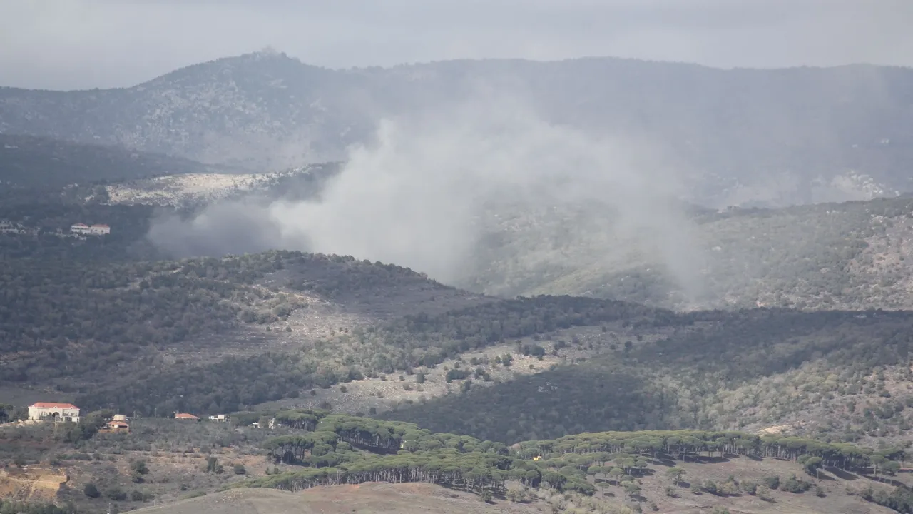 Израиль бомбит Ливан