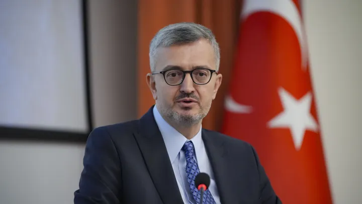 Türkiye condemns YPG attack on flag at Syrian border as 'open provocation'