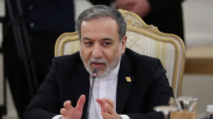 واکنش وزیر امور خارجه ایران به ممانعت از حضورش در داووس