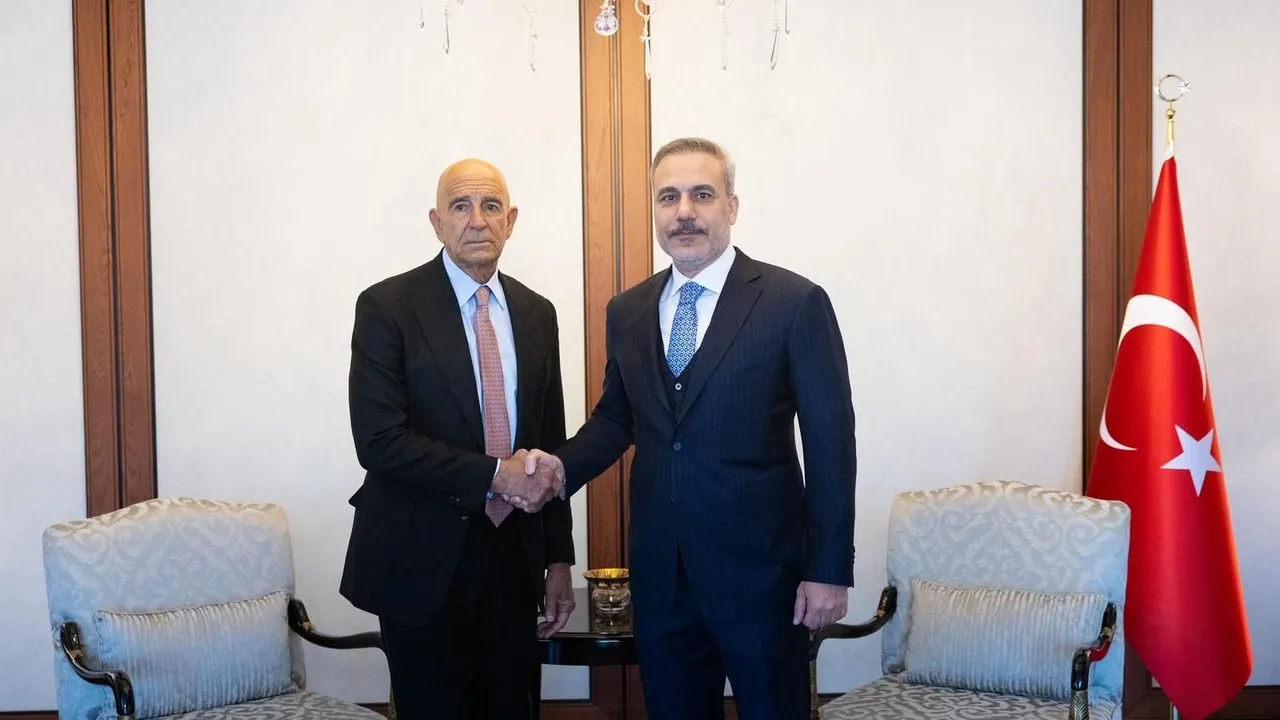 دیدار وزیر امور خارجه ترکیه با فرستاده ویژه آمریکا همزمان با تحولات سوریه