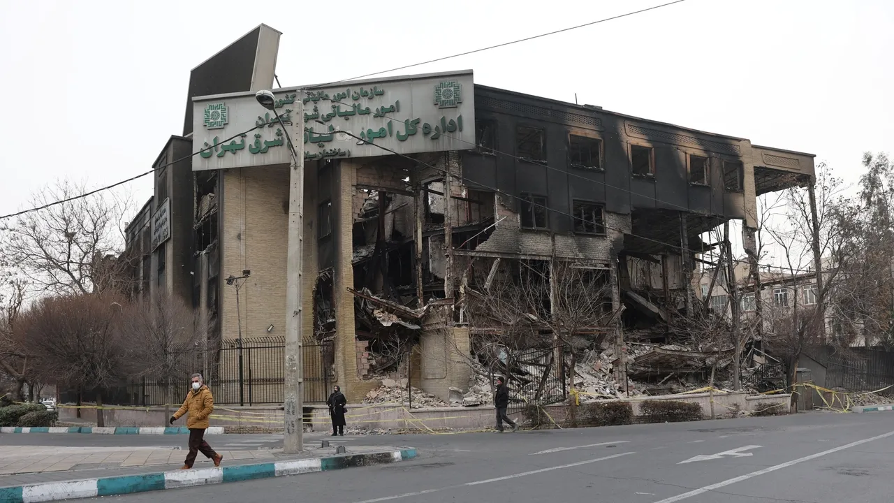 İrandakı etirazlarda ölənlərin sayı 4 min nəfəri ötüb