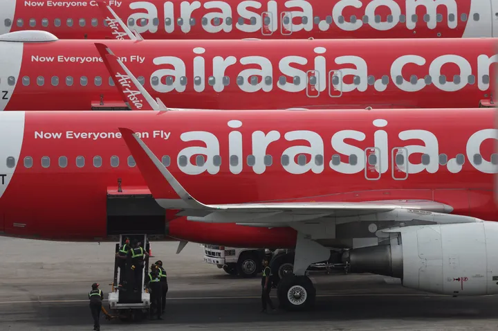AirAsia akan membeli 150 pesawat Airbus A220 dalam kesepakatan senilai $19 miliar