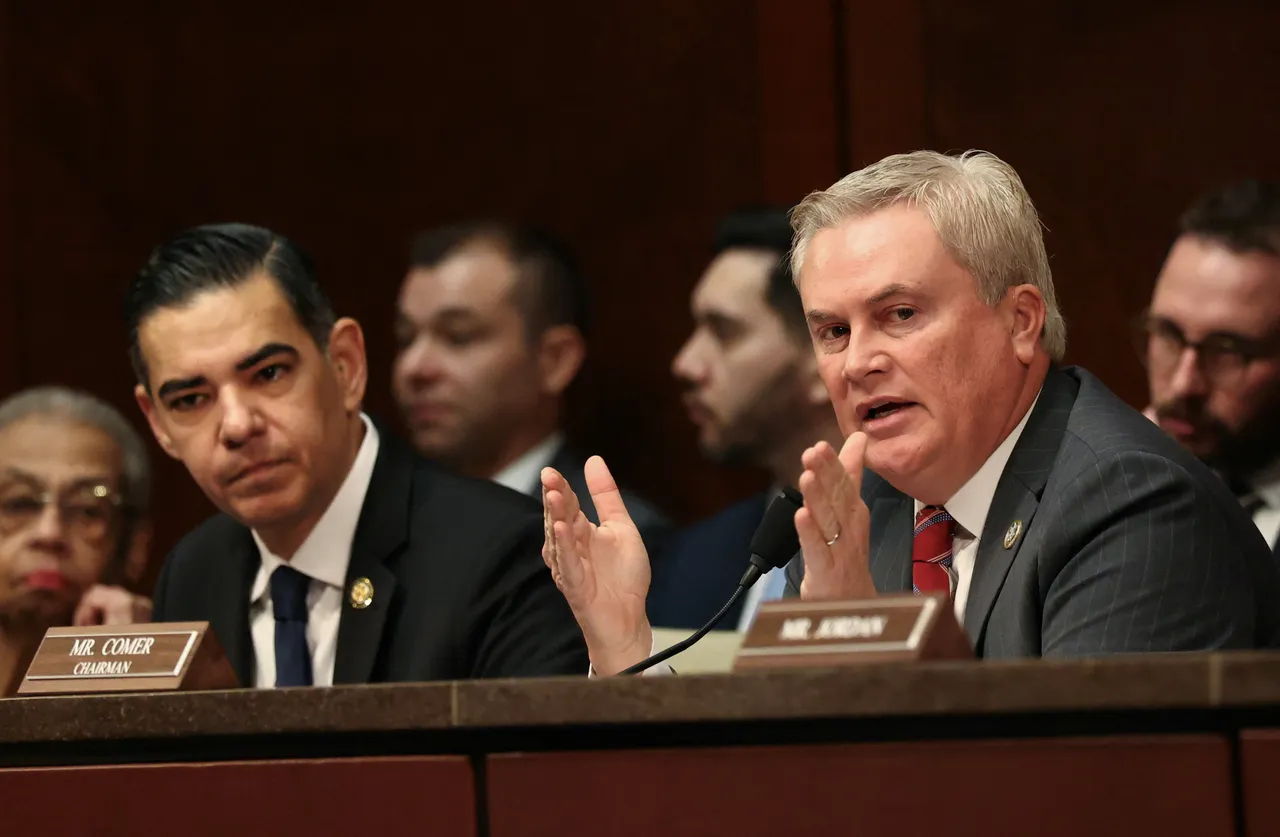 US House panel advances contempt resolutions against Clintons in Epstein probe