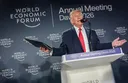 Davos: Trump réaffirme sa volonté de "posséder" le Groenland et évoque un "bain de sang" en Ukraine
